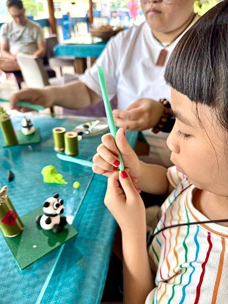 【台中新社|幸福農莊】兩天一夜親子旅行日記|沉浸式體驗:木屋