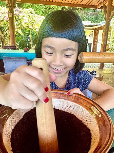 【台中新社|幸福農莊】兩天一夜親子旅行日記|沉浸式體驗:木屋