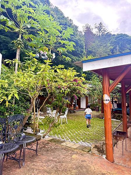 【台中新社|幸福農莊】兩天一夜親子旅行日記|沉浸式體驗:木屋