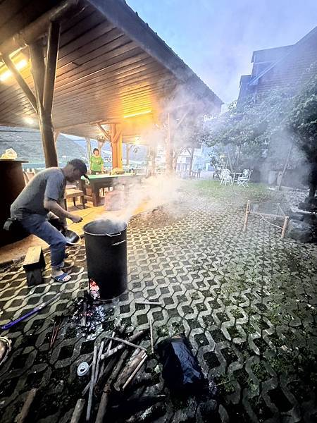 【台中新社|幸福農莊】兩天一夜親子旅行日記|沉浸式體驗:木屋