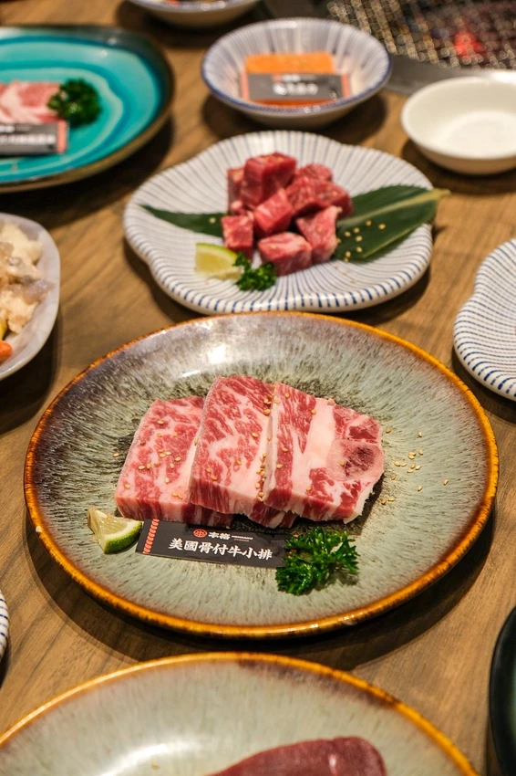 彰化縣員林市「本格和牛燒肉放題」日本和牛、牛小排、板腱牛、吃到飽