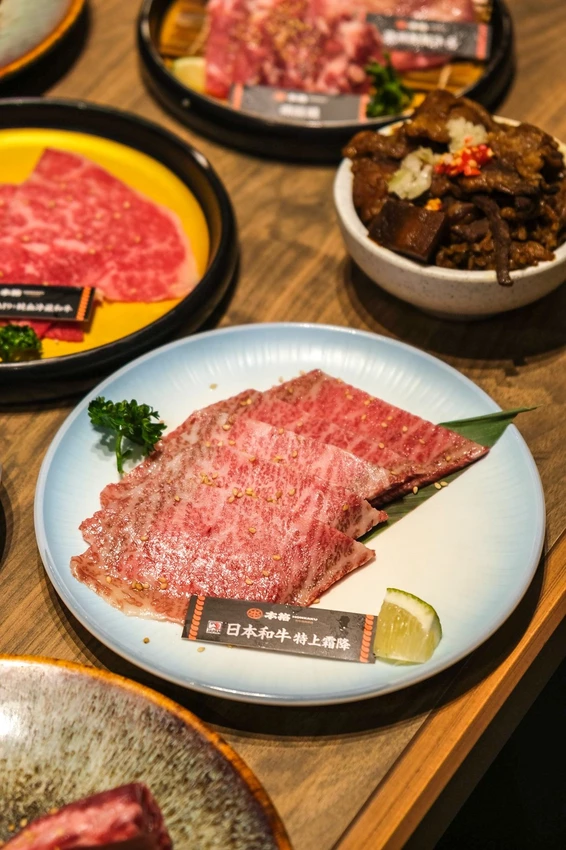 彰化縣員林市「本格和牛燒肉放題」日本和牛、牛小排、板腱牛、吃到飽