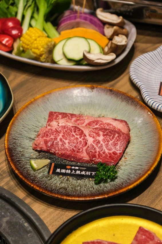 彰化縣員林市「本格和牛燒肉放題」日本和牛、牛小排、板腱牛、吃到飽