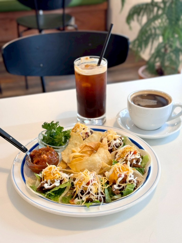 釜山自由行｜廣安里巷弄中質感文青小店【FIZZ CLUB 피즈클럽】 義大利麵控必吃！ - 雁雁｜美食 旅遊 生活娛樂