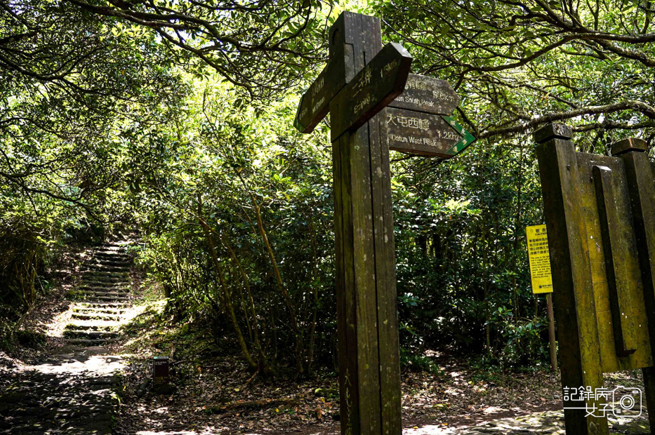 18健行筆記台北大縱走大屯山連峰步道陽明山小百岳大屯山主峰西峰南峰百大必訪步道.jpg