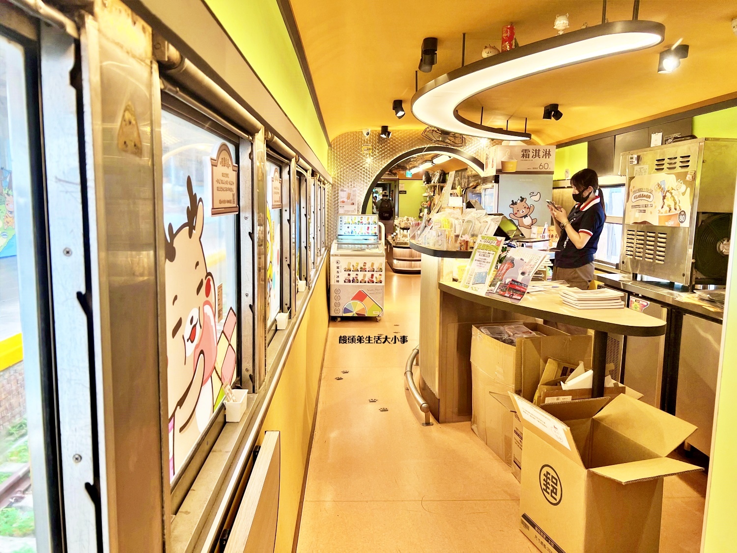 /tmp/phpjDaa1V /tmp/phpjDaa1V