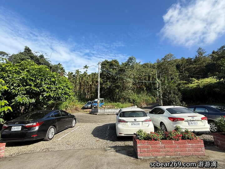 南投日月潭住宿推薦巴洛爸洛的家！藏身山林裡的色彩繽紛獨棟小屋～