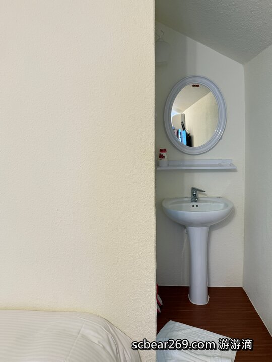 南投日月潭住宿推薦巴洛爸洛的家！藏身山林裡的色彩繽紛獨棟小屋～