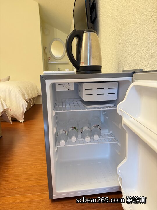 南投日月潭住宿推薦巴洛爸洛的家！藏身山林裡的色彩繽紛獨棟小屋～