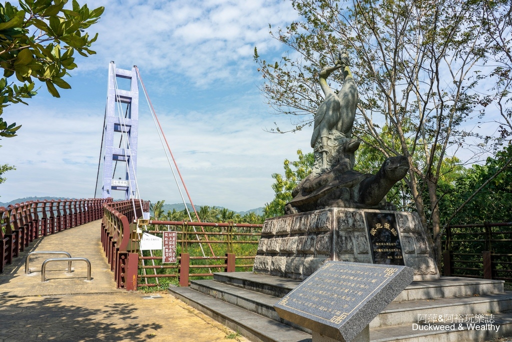 台南之最!楠西永興吊橋!紫色浪漫橫跨曾文溪,飽覽山水風光