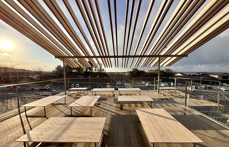 日本鳥取砂丘旁！偎岩吾打造高濱咖啡，有絕美砂丘景觀、道地鳥取美食。