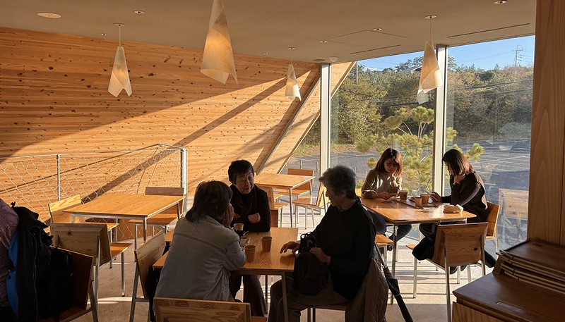 日本鳥取砂丘旁！偎岩吾打造高濱咖啡，有絕美砂丘景觀、道地鳥取美食。