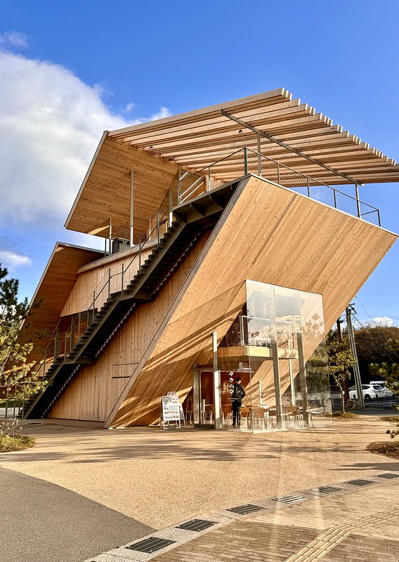 日本鳥取砂丘旁！偎岩吾打造高濱咖啡，有絕美砂丘景觀、道地鳥取美食。