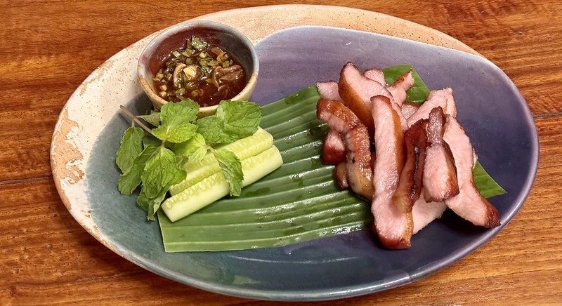 泰國連續五年米其林！清邁美食Magnolia Café餐酒館，紅綠咖哩超推薦。