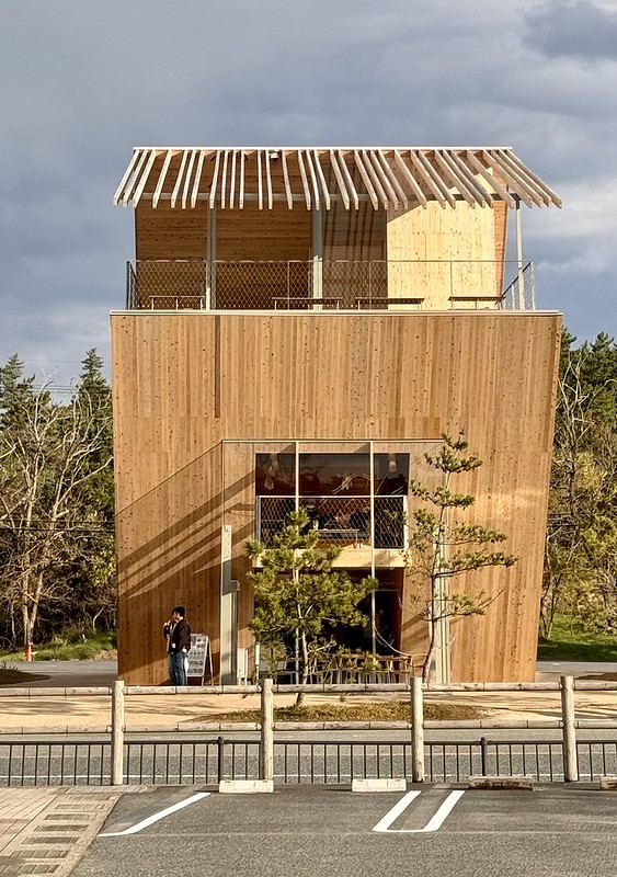 日本鳥取砂丘旁！偎岩吾打造高濱咖啡，有絕美砂丘景觀、道地鳥取美食。