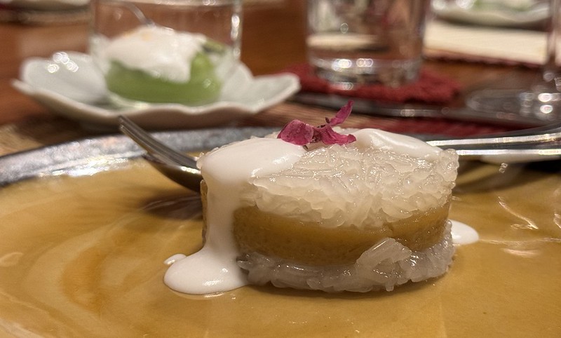 泰國連續五年米其林！清邁美食Magnolia Café餐酒館，紅綠咖哩超推薦。