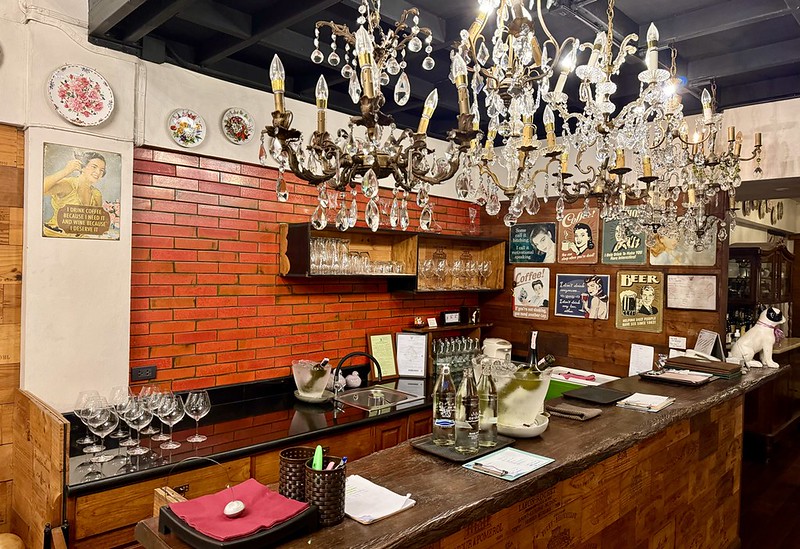 泰國連續五年米其林！清邁美食Magnolia Café餐酒館，紅綠咖哩超推薦。