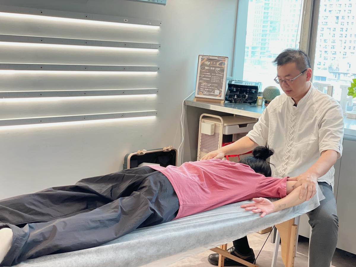 【台北整復推薦】壹真堂傳統整復推拿｜連職業運動員都大推的整復推拿！結合詠春+整復推拿手法 搭配科技儀器 讓你卡卡退散~，捷運永春站