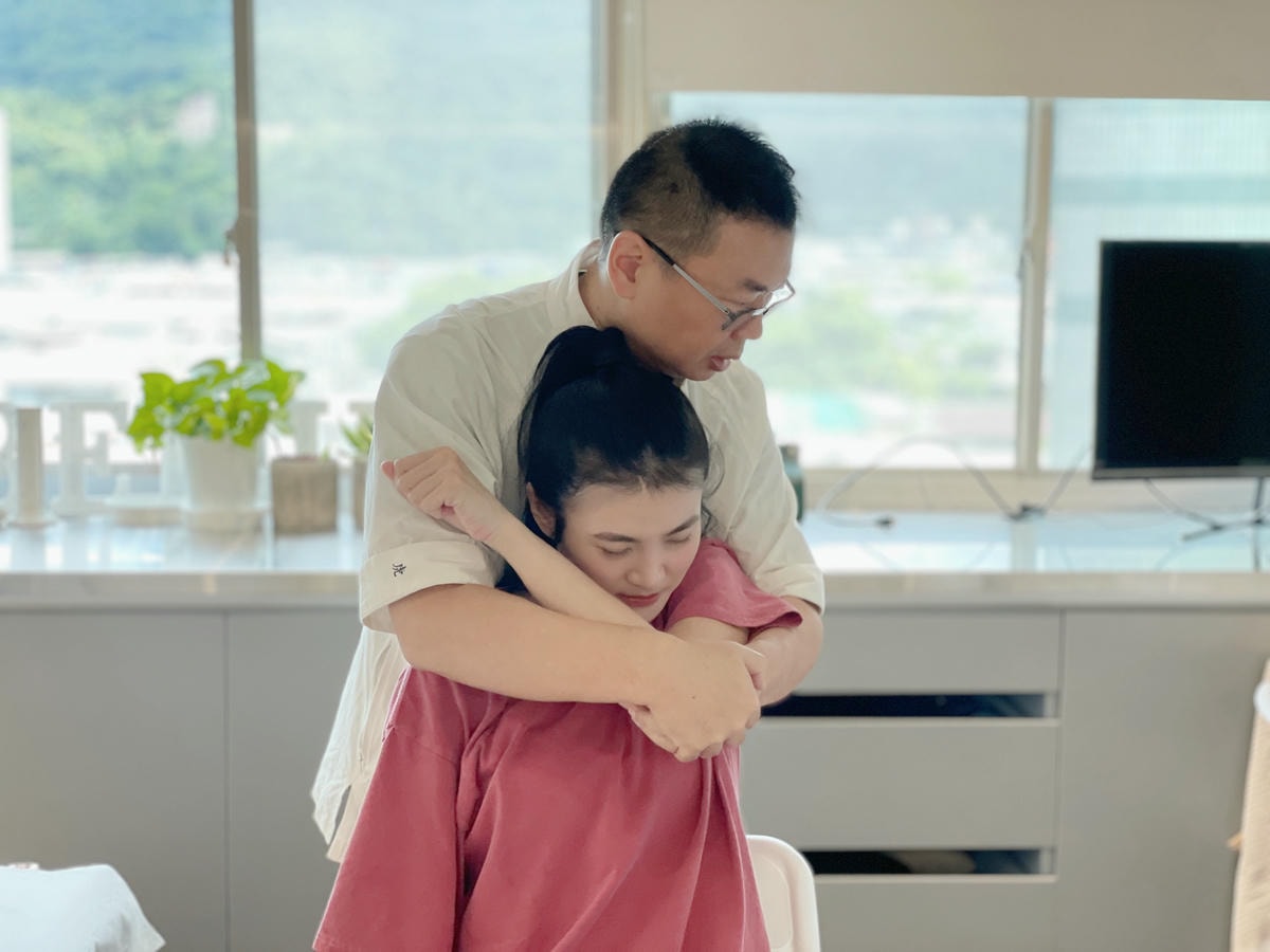 【台北整復推薦】壹真堂傳統整復推拿｜連職業運動員都大推的整復推拿！結合詠春+整復推拿手法 搭配科技儀器 讓你卡卡退散~，捷運永春站