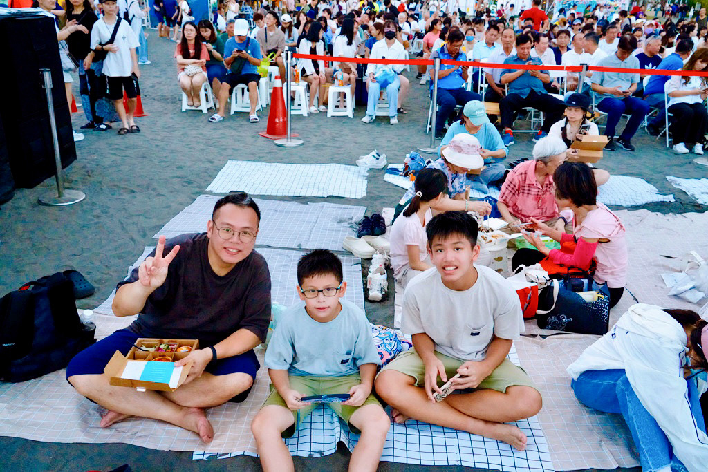 鐵道浪花小旅行|東北角一日遊 × 牽罟體驗 × 外澳月夜浪花