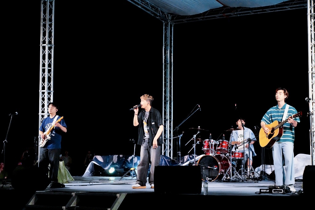 鐵道浪花小旅行|東北角一日遊 × 牽罟體驗 × 外澳月夜浪花