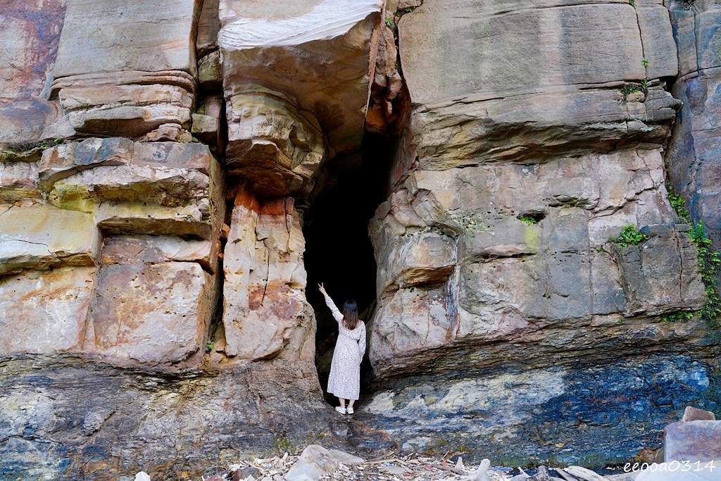 北海岸必訪秘境｜金山神秘海岸完整攻略，一線天海蝕洞、潮間帶、