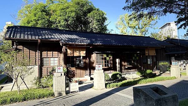 IMG_1613 (1).jpg IMG_1613 (1).jpg