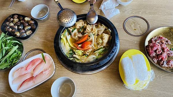 IMG_1930.jpg IMG_1930.jpg