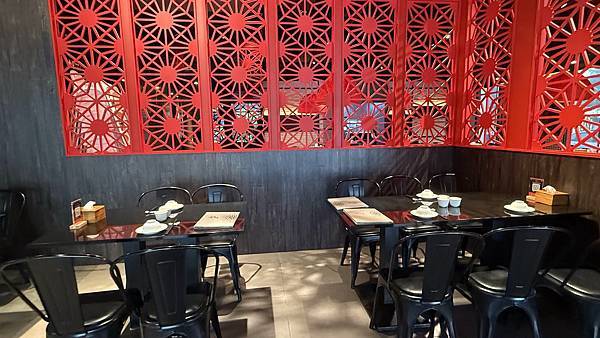 IMG_1827.jpg IMG_1827.jpg