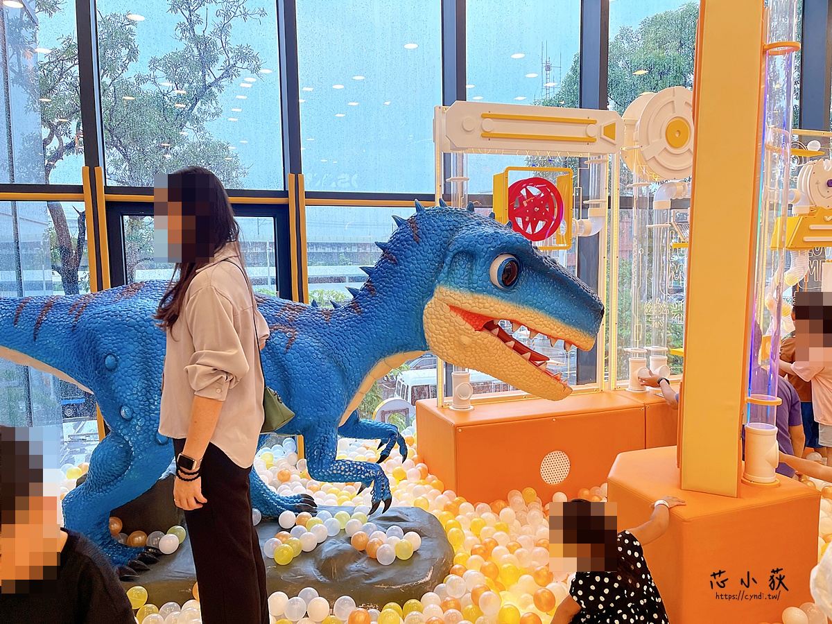 台中市東區台中親子景點推薦|樂米樂園 台中北歐館,全新改裝升級2.0版600坪室內樂園,平日票價280元,球池溜滑梯 彈 台中市東區台中親子景點推薦|樂米樂園 台中北歐館,全新改裝升級2.0版600坪室內樂園,平日票價280元,球池溜滑梯 彈