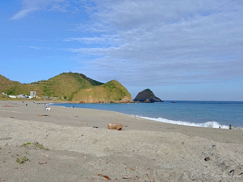 宜蘭縣蘇澳鎮蘇澳北濱公園＋南方澳內埤海灘》蘇澳情人灣美麗的海岸，隱藏版大碗公溜滑梯、彩繪鯊魚牆