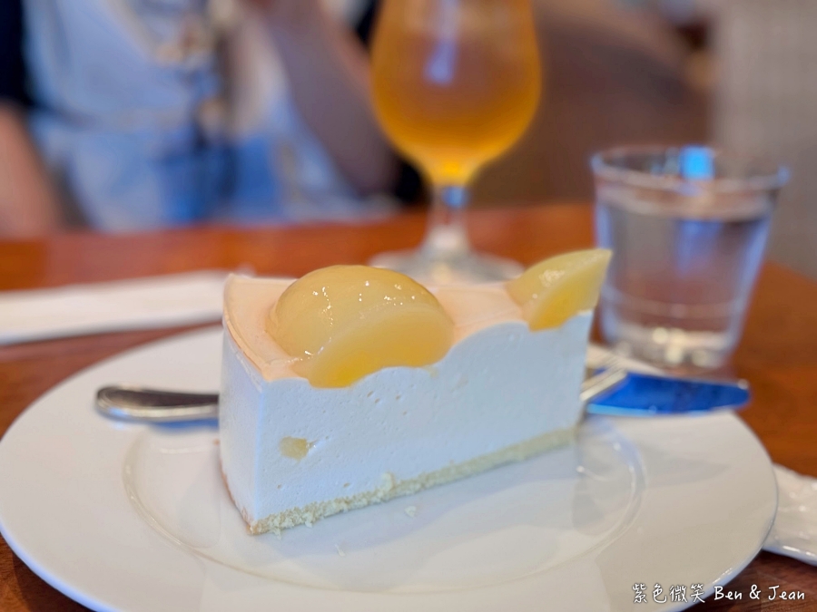 日本必吃水果千層蛋糕！HARBS名古屋榮本店朝聖攻略，人氣名古屋美食推薦。