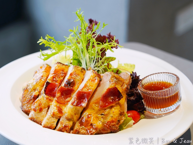 宜蘭樹懶餐廳超萌泰迪羊、鵜鶘秀等你！好吃餐點結合動物樂園，親子放電首選~