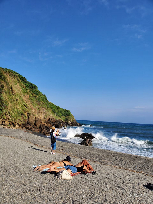 宜蘭縣蘇澳鎮蘇澳北濱公園＋南方澳內埤海灘》蘇澳情人灣美麗的海岸，隱藏版大碗公溜滑梯、彩繪鯊魚牆