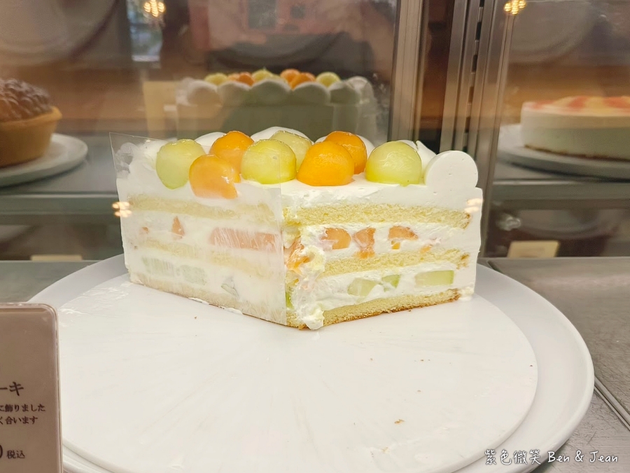 日本必吃水果千層蛋糕！HARBS名古屋榮本店朝聖攻略，人氣名古屋美食推薦。