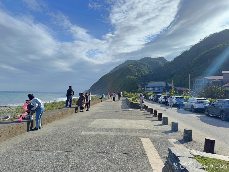 宜蘭縣蘇澳鎮蘇澳北濱公園＋南方澳內埤海灘》蘇澳情人灣美麗的海岸，隱藏版大碗公溜滑梯、彩繪鯊魚牆