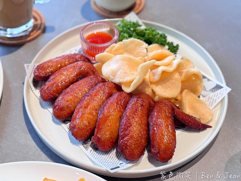 宜蘭樹懶餐廳超萌泰迪羊、鵜鶘秀等你！好吃餐點結合動物樂園，親子放電首選~