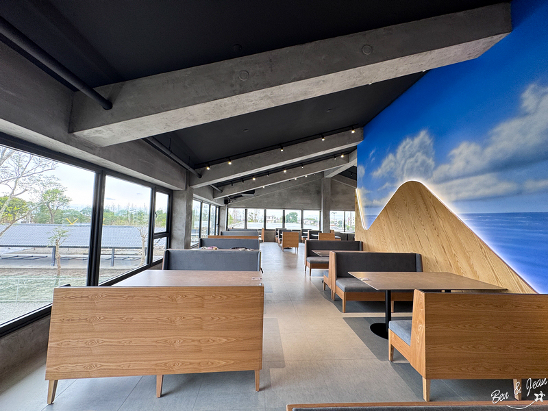 宜蘭樹懶餐廳超萌泰迪羊、鵜鶘秀等你！好吃餐點結合動物樂園，親子放電首選~