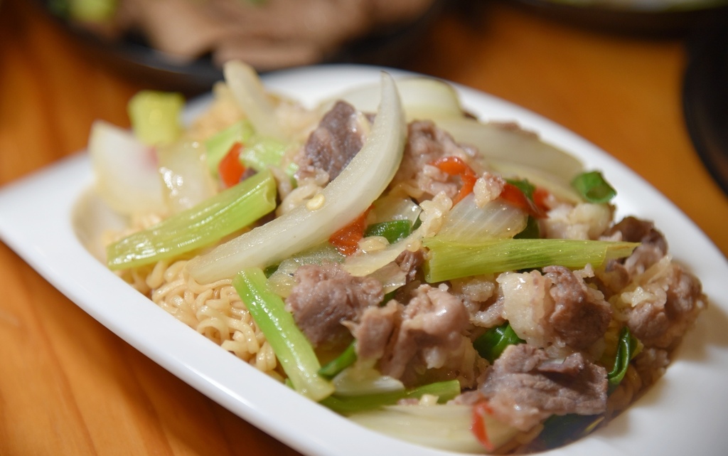 台東市鐵花商圈|快來台東Chill一夏!鐵花村微光市集 感受村長的家日式風情 選購青澤伴手禮 旅宿推薦旅人驛站鐵花文創館|西莉亞玩樂人生 台東市鐵花商圈|快來台東Chill一夏!鐵花村微光市集 感受