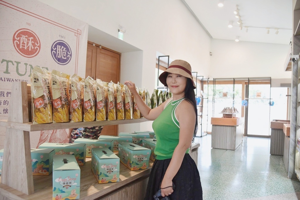 台東市鐵花商圈|快來台東Chill一夏!鐵花村微光市集 感受村長的家日式風情 選購青澤伴手禮 旅宿推薦旅人驛站鐵花文創館|西莉亞玩樂人生 台東市鐵花商圈|快來台東Chill一夏!鐵花村微光市集 感受