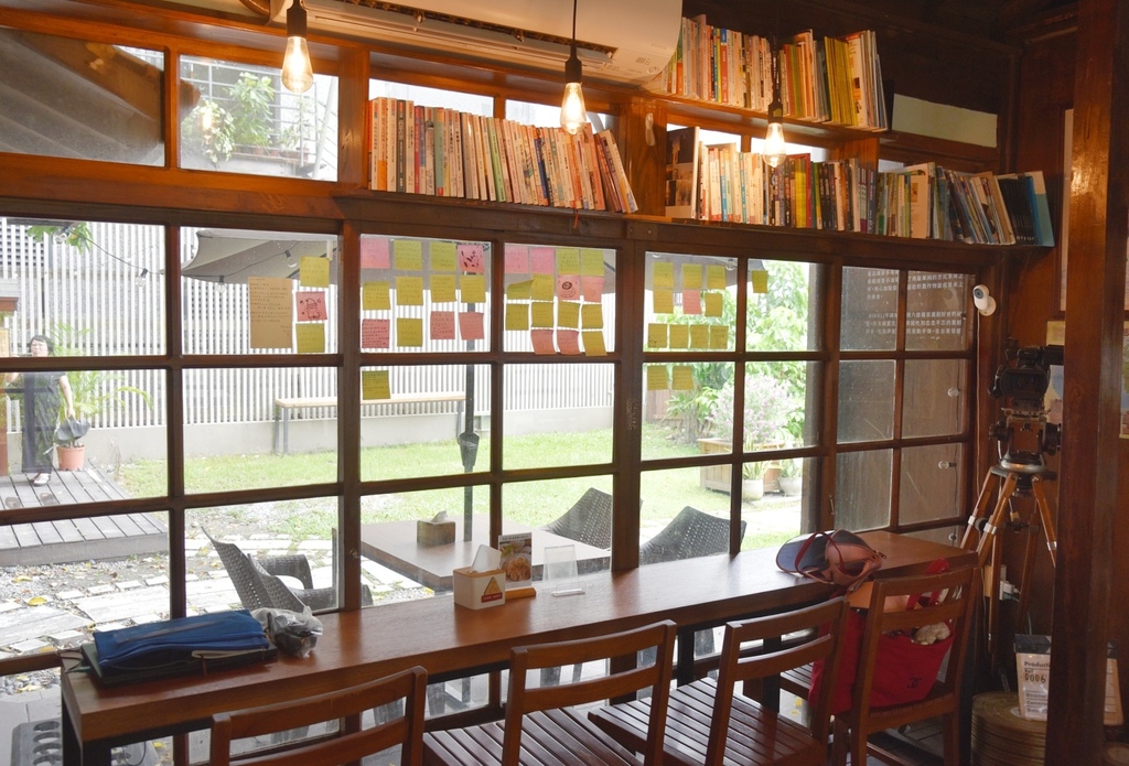 台東市鐵花商圈|快來台東Chill一夏!鐵花村微光市集 感受村長的家日式風情 選購青澤伴手禮 旅宿推薦旅人驛站鐵花文創館|西莉亞玩樂人生 台東市鐵花商圈|快來台東Chill一夏!鐵花村微光市集 感受