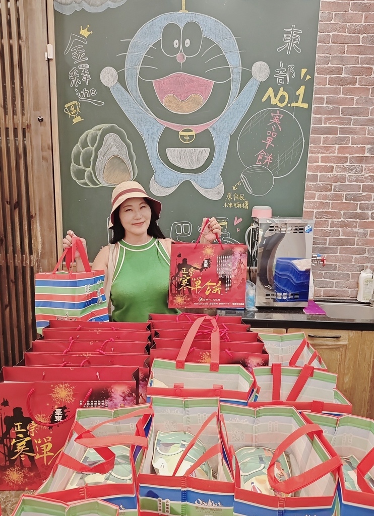 台東市鐵花商圈|快來台東Chill一夏!鐵花村微光市集 感受村長的家日式風情 選購青澤伴手禮 旅宿推薦旅人驛站鐵花文創館|西莉亞玩樂人生 台東市鐵花商圈|快來台東Chill一夏!鐵花村微光市集 感受