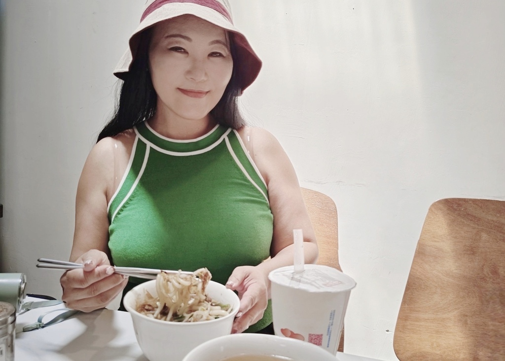 台東市鐵花商圈|快來台東Chill一夏!鐵花村微光市集 感受村長的家日式風情 選購青澤伴手禮 旅宿推薦旅人驛站鐵花文創館|西莉亞玩樂人生 台東市鐵花商圈|快來台東Chill一夏!鐵花村微光市集 感受