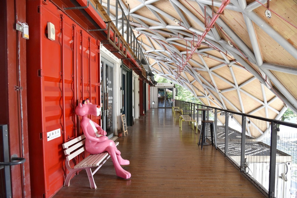 台東市鐵花商圈|快來台東Chill一夏!鐵花村微光市集 感受村長的家日式風情 選購青澤伴手禮 旅宿推薦旅人驛站鐵花文創館|西莉亞玩樂人生 台東市鐵花商圈|快來台東Chill一夏!鐵花村微光市集 感受