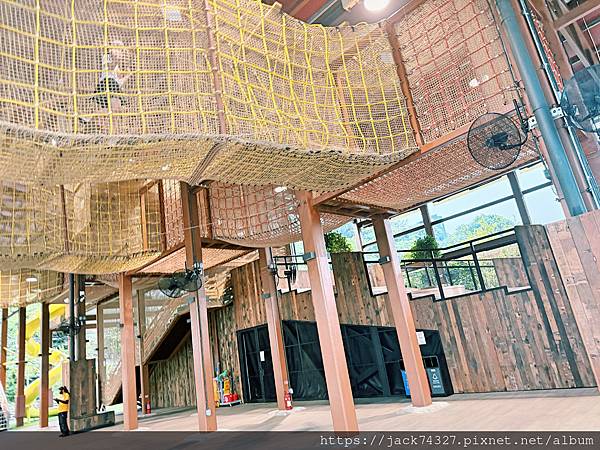 {澳門景點}荔枝碗船廠片區/澳門最新親子免費景點,超高兩層樓 {澳門景點}荔枝碗船廠片區/澳門最新親子免費景點,超高兩層樓