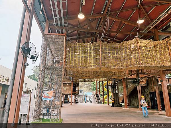 {澳門景點}荔枝碗船廠片區/澳門最新親子免費景點,超高兩層樓 {澳門景點}荔枝碗船廠片區/澳門最新親子免費景點,超高兩層樓