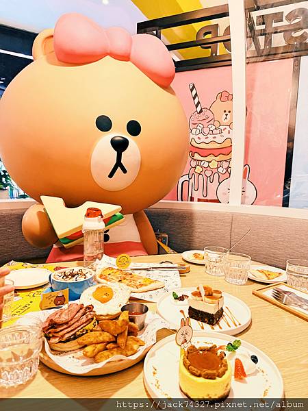 {澳門美食}全球首間LINE FRIENDS主題餐廳就在澳門