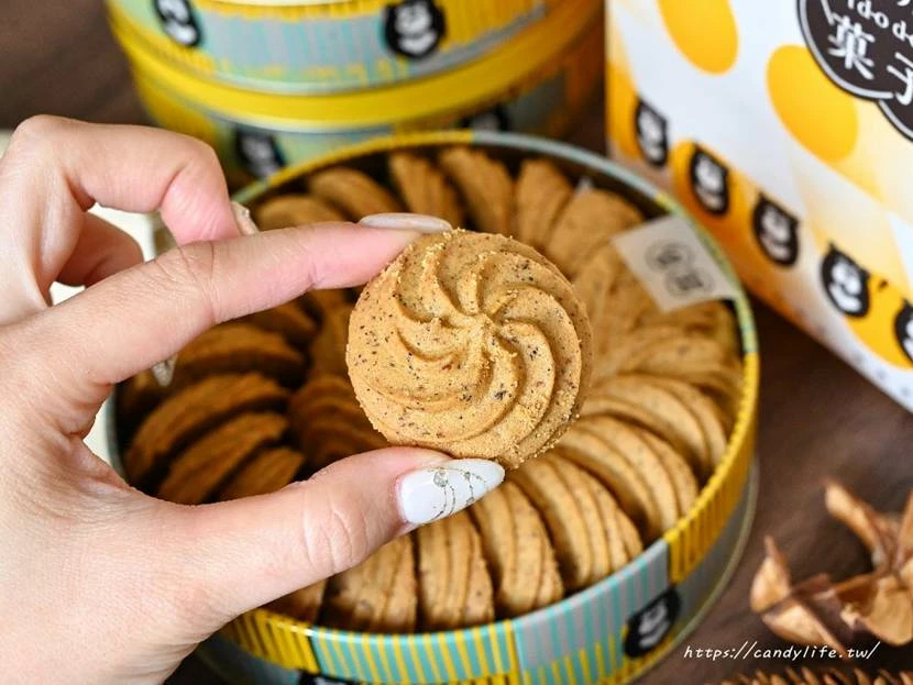 台中市豐原區鴻鼎菓子|台中爆紅包心噠啵曲奇餅在這裡!還有多款讓你意想不到的曲奇風味