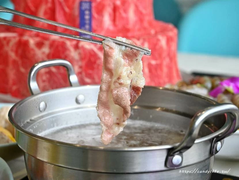 台中市北屯區冭夯鍋物|台中海洋系鍋物,一人只要368元起,自助吧、飯食、霜淇淋無限放題