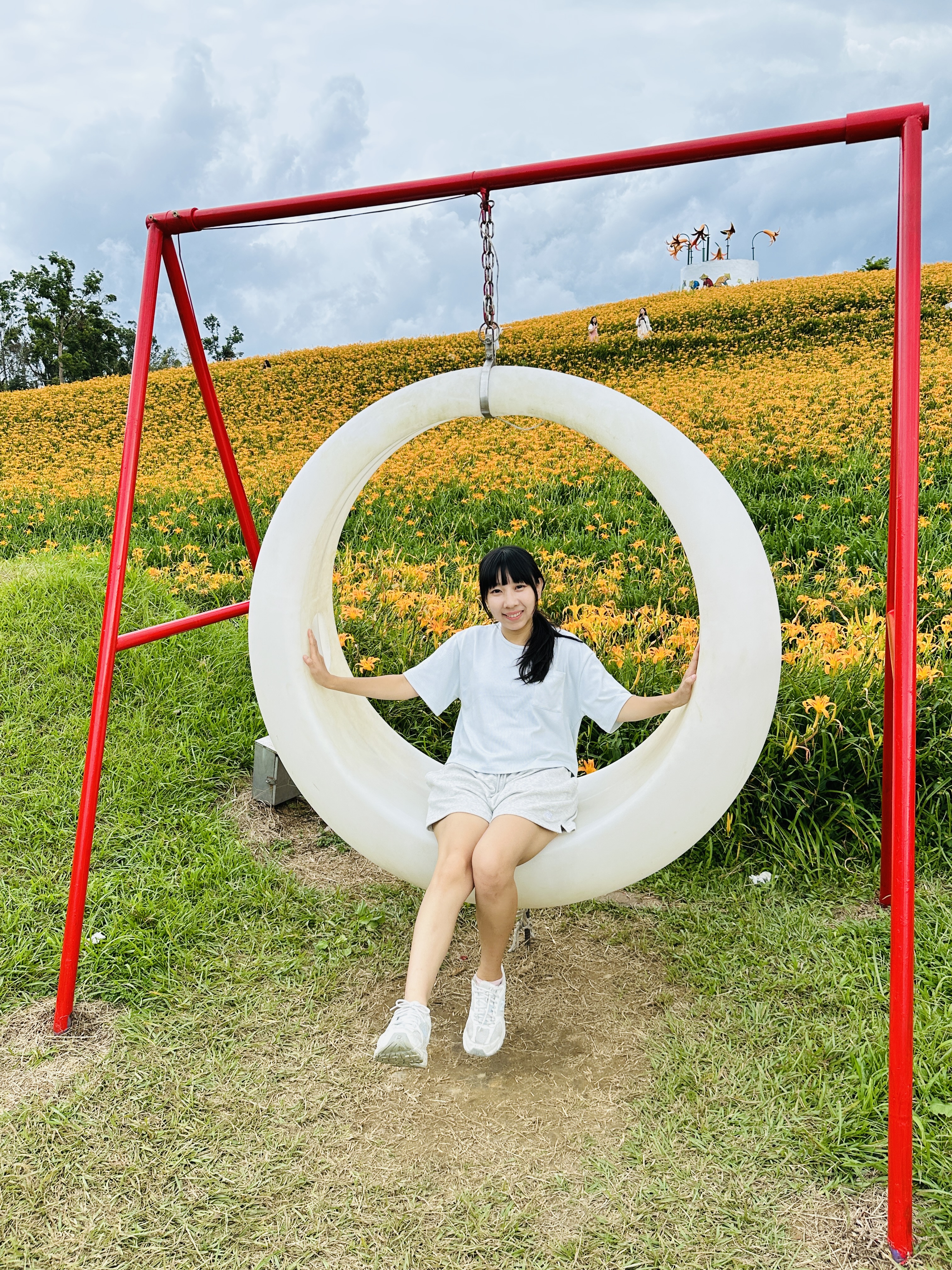 2025赤科山金針花季一日遊｜花海拍照秘境、窯燒金針體驗＋加